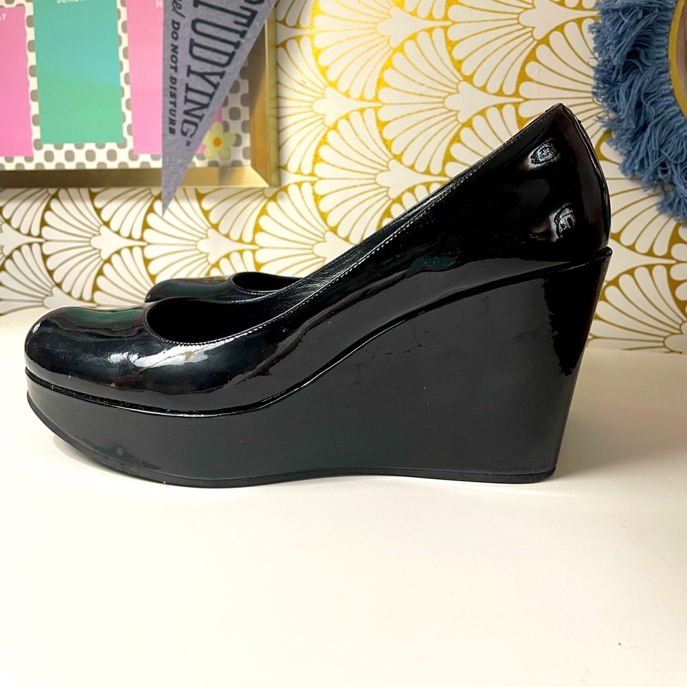 Marc by Marc Jacobs patent leather black wedge slides size 39 perfect